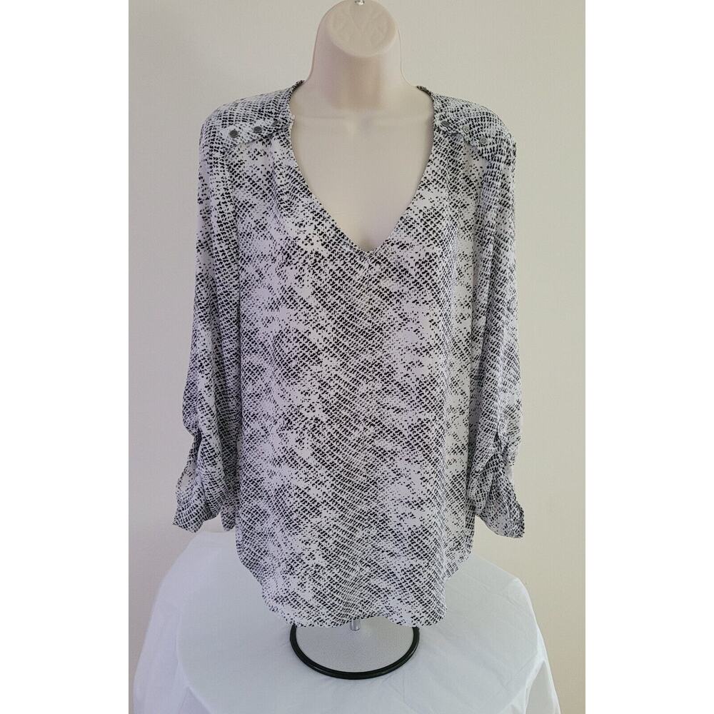 DALIA White w/Black Snakeskin print, Long Roll-tab Sleeves, V-neck Blouse/top-LG